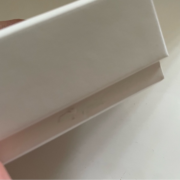 Chanel ceramic Camellia aroma diffuser fragrance flower NEW - Picture 8 of 10